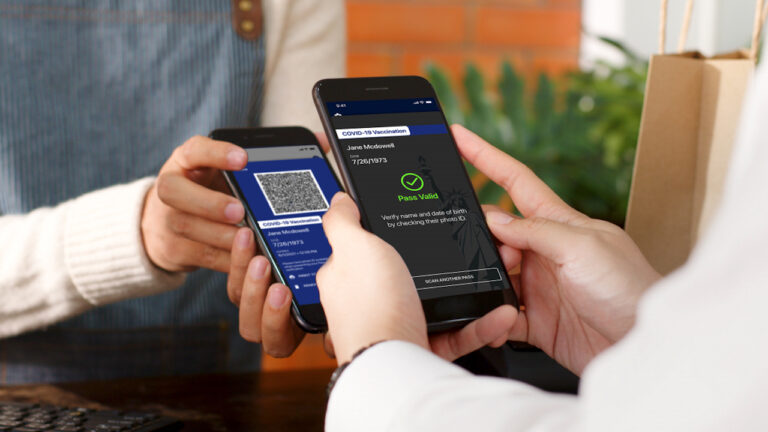 Nueva York lanza el primer pasaporte digital para la vacuna COVID-19
