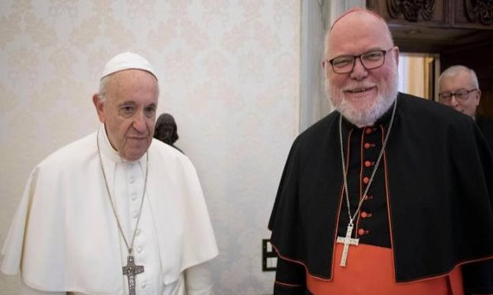 Cardenal manifiesta que los sacerdotes católicos deberían poder casarse